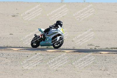 media/Oct-05-2025-CVMA (Sun) [[beeef4f201]]/Race 11-500-400(4)-350 Supersport/